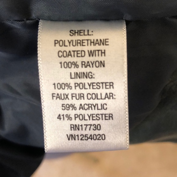 “Leather feel” Vegan jacket w/ faux fur collar - Picture 7 of 8